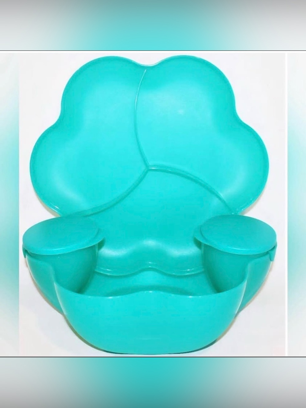Tupperware Chip 'N Dip serving bowl
